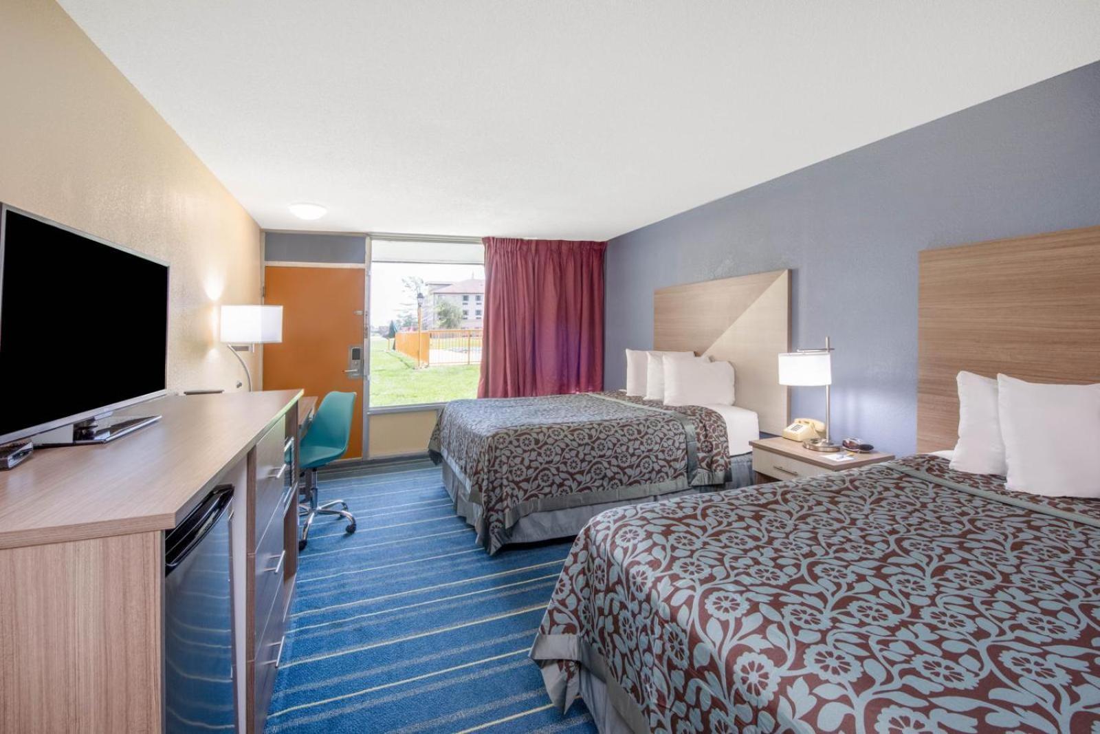 Days Inn By Wyndham Salem, Il Extérieur photo